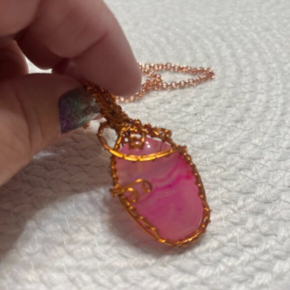 Shiny PINK BOTSWANA AGATE Handmade COPPER WIRE-WRAPPED Pendant/Chain #189D - Picture 2 of 3